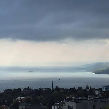 Appartement Cozy With Forest View & Bath - 10min Drive To Black Sea