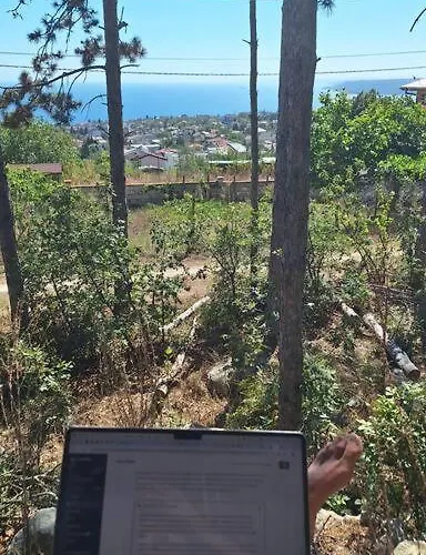 아파트 Cozy With Forest View & Bath - 10min Drive To Black Sea